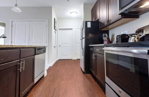 Norfolk Apartment | Landing | Beautiful 1BD, Gym, Clubhouse