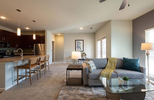 Austin Apartment | Landing | Beautiful 2BD, Courtyard, Clubhouse