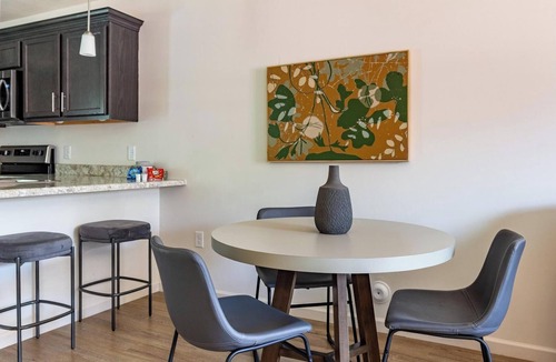 Lyman Apartment | Landing | Incredible 2BD, Gym, Clubhouse