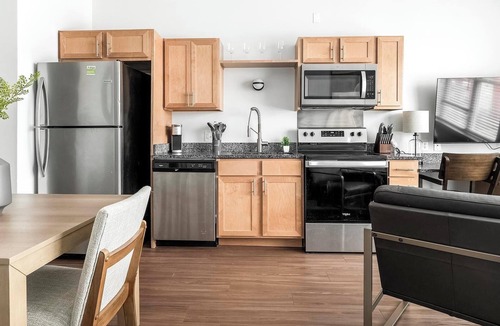 Five Points South Apartment | Landing | Modern Studio, Pool, Yoga Studio