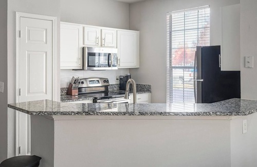 Murfreesboro Apartment | Landing | Spectacular 1BD, Clubhouse, Gym