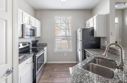 Murfreesboro Apartment | Landing | Spectacular 1BD, Clubhouse, Gym