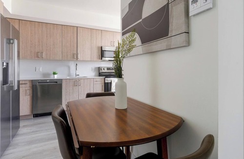 Hialeah Apartment | Landing | Spectacular 2BD, Gym