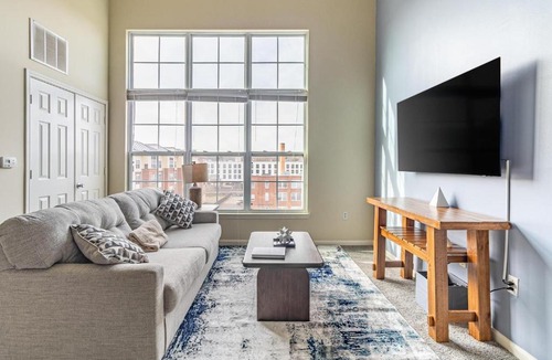 West New Haven Apartment | Landing Spectacular 2BD Gym