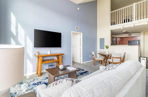 West New Haven Apartment | Landing Spectacular 2BD Gym