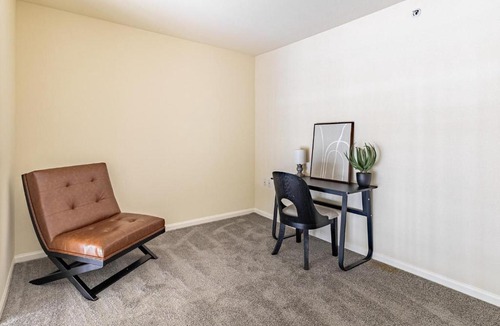 West New Haven Apartment | Landing Spectacular 2BD Gym