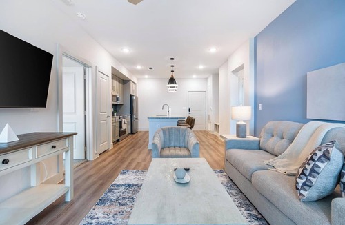 San Marcos Apartment | Landing | Stunning 2BD, Yoga Studio, Clubhouse