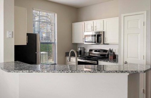 Murfreesboro Apartment | Landing | Stylish 1BD, Clubhouse, Gym