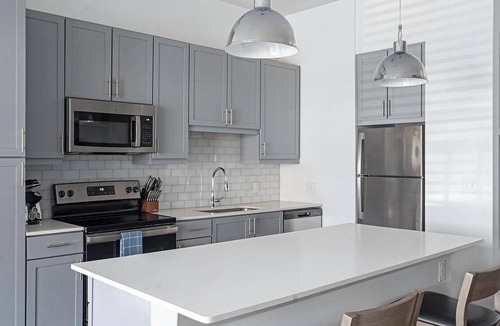 Austin Apartment | Landing | Stylish 1BD, Gym, Clubhouse