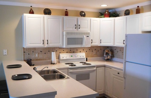 Kaiser Condo | Large 2 BR, 2 full bath Lake view condo at Park Place at the Lake