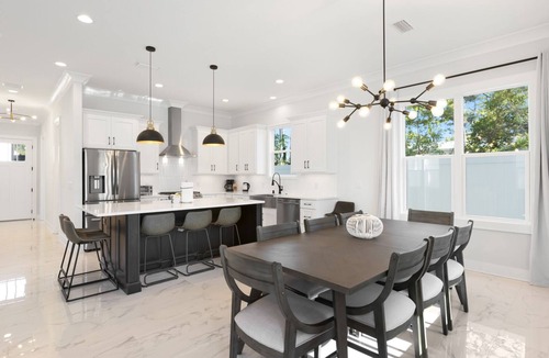 San Juan House | Large Private Pool - 4 Bikes - 4 Master Bedrooms