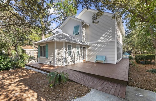 San Juan House | Latitude Adjustment, Private Heated Pool, Pet-Friendly, Steps to the Beach, Easy