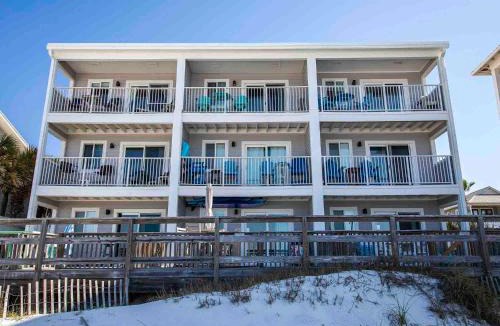 Seagrove Beach Apartment | Leeward II #2 - Beach Baby