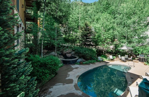Aspen Condo | Lift One - Recently renovated one bedroom with patio