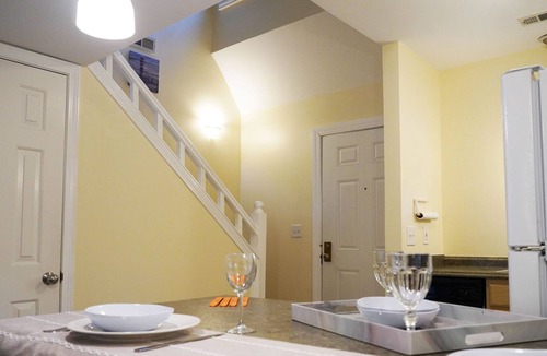 Norwich Condo | Lighthouse Villa! Your own relaxing getaway!