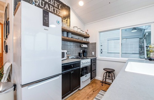 Russells Point House | Little Blue Bungalow - Amazing Views + Boat Dock!