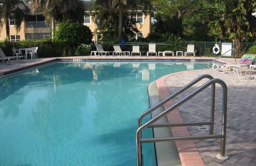 North Naples Condo | Location! Location! North Naples Condo, Beach and Golf Lovers Paradise