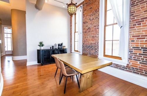 Cedar Falls Apartment | Loft Over Main: The 3rd Floor Urban Lookout 2BR