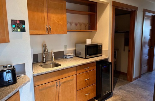 Pacific Beach House | LOW TIDE JULY OPENINGS! Beach house getaway RARE AVAILABILITY! PACK YOUR BAGS!