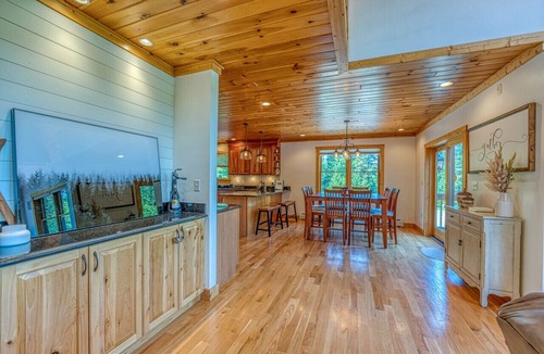 Carroll Cabin | Luxe Cabin at Bretton Woods
