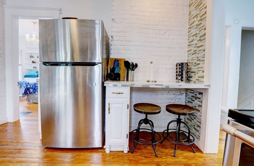 Clifton House | Luxurious Private Unmatched Location 10 Bed Washer/Dryer Safe Fast Wifi Walkable