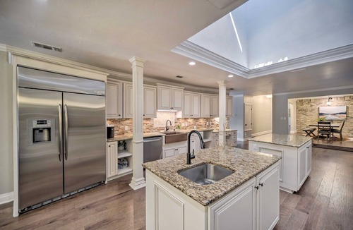 Wetmore House | Luxury 6.5 acre Mansion | Heated Pool, Hot Tub, Game Room