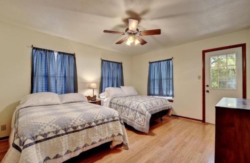 Austin House | Luxury Country Cottage with Private Pool | Sleeps 16 | Perfect for Families & Groups