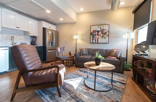 Duluth Apartment | Luxury Craft District Suites | Unit 202