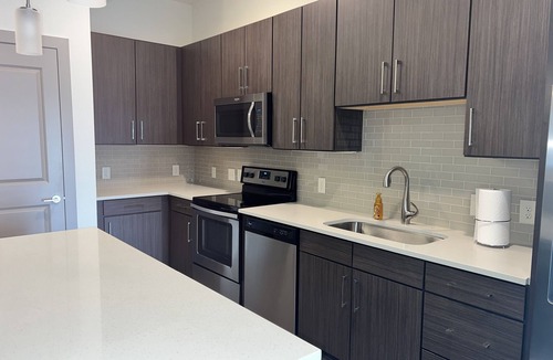 Chamblee Apartment | Luxury Creator's Loft | Onsite Pool!