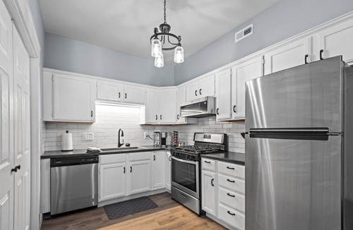 St. Charles Apartment | Main Street Apartment For up to 8 guests!