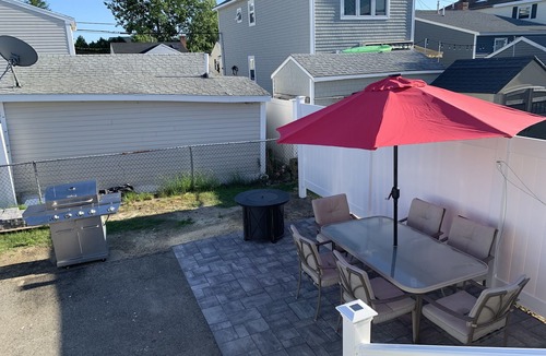 Hampton Cottage | Make your beach vacation memories at Hampton Beach NH!