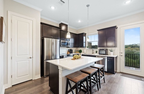 Georgetown House | Make Your Final Stand at this Alamo Style All Inclusive Furnished Rental!