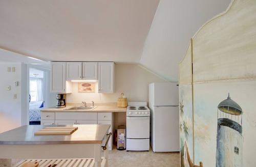 Manchester Center Apartment | Manchester Center Retreat w/Mtn View, Near Skiing