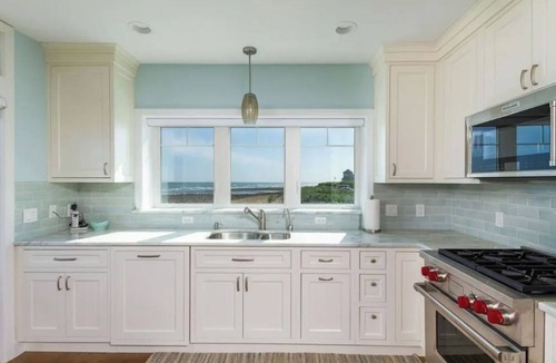 Matunuck House | Matunuck Beach Front 4 Bedroom, 3.5 Bathroom.