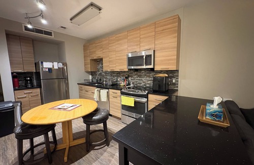 Petworth Apartment | Metro 1 Min Away Cozy 1-bedroom apartment in tranquil Washington DC