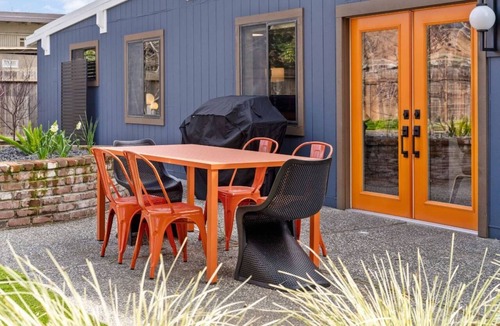 Central Davis House | Midcentury Modern Oasis: Atomic Ranch Reimagined