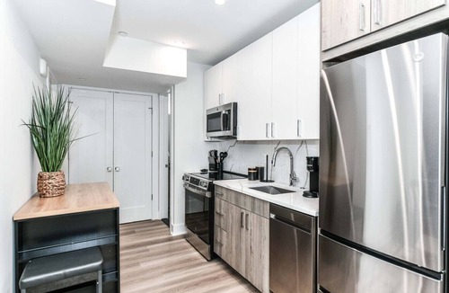 Park View Apartment | Modern 1BR Suite |Fully Equipped