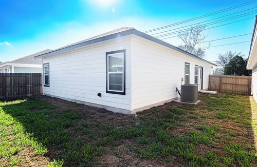Seguin House | Modern 3-bedroom house with AC in charming Seguin