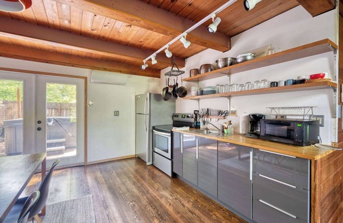 Mount Hood Village Cabin | Modern A-Frame - Hot Tub - Forest Escape