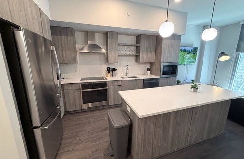 Clarendon Apartment | Modern Apt Near DC & Metro | Pool & Gym