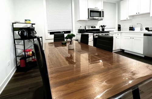 Lavergne Apartment | Modern Berwyn Retreat - 15 Min to Midway - Easy Access to Chicago