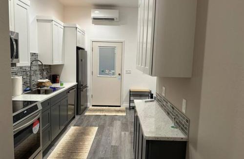 Eugene Apartment | Modern Furnished Retreat