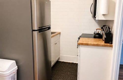 Georgetown Apartment | Modern Main Street Charm