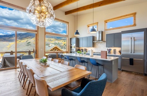 Silverthorne House | Modern Mountain Retreat | Resort Amenities | Spacious layout