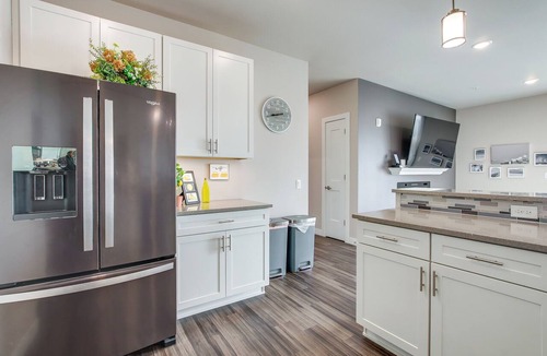 Sheboygan Apartment | Modern South Pier Condo on Sheboygan River!