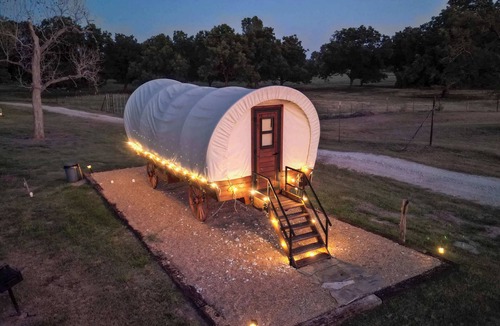 Satin House | Modern Unique Old West Wagon Spacious Views