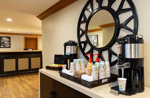 Gypsum Condo | Montaneros 220 - 1 Bedroom Diamond