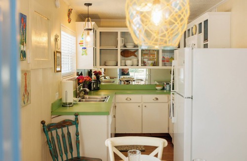 Grayton Beach Cottage | Moon Baby 2 bed 2 bath - Grayton, Red Bar