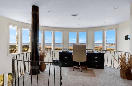 Burnet House | Moonstone Mountain