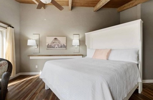 Bates Cabin | Mountain Forest View Lodge